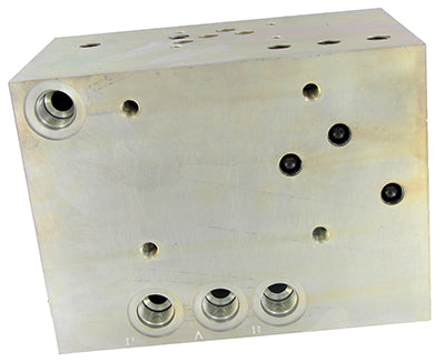 T9022701 - Carriage Manifold W/ Plugs