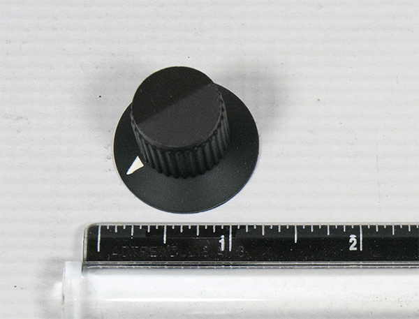 MJP00024 - Skirted Knob With Pointer