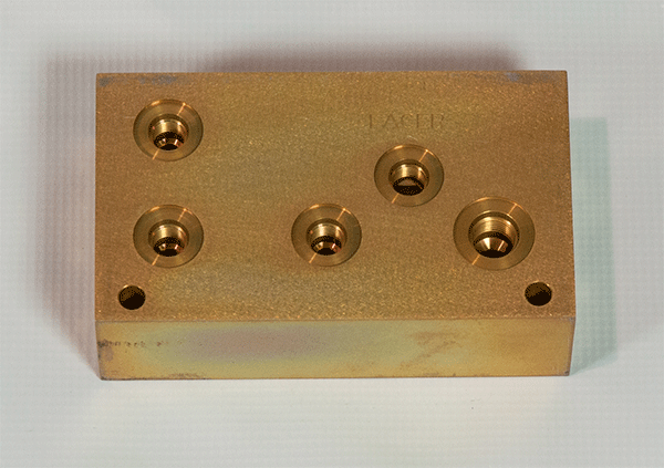 T5007801 - Facer Hydraulic Manifold